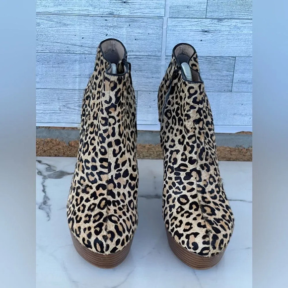MATIKO Leopard Print Platform Pony Calf Hair Animal Wedge Ankle Boot 10 - Picture 3 of 8